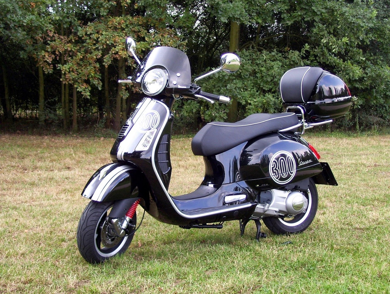 Vespa GTS Super